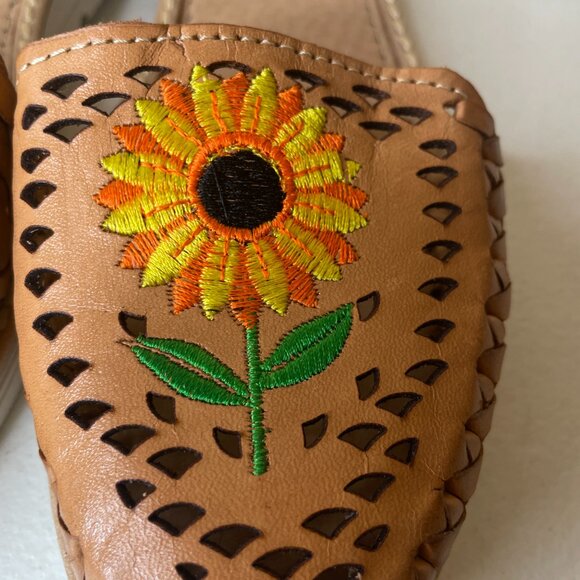 New Fatima Artesanias Huaraches Girasol Sunflower Sandals Size MX 26 US 9 - Picture 7 of 16